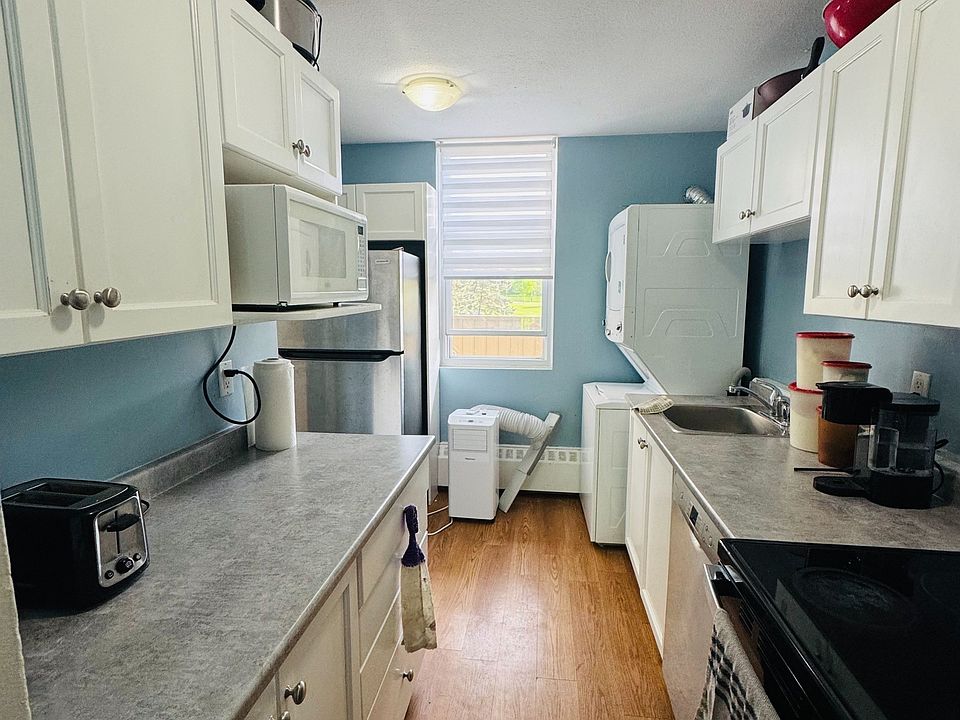 1st image of 350 Quigley Rd #222