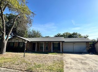 6104 Rue Sophie St, Leon Valley, TX 78238