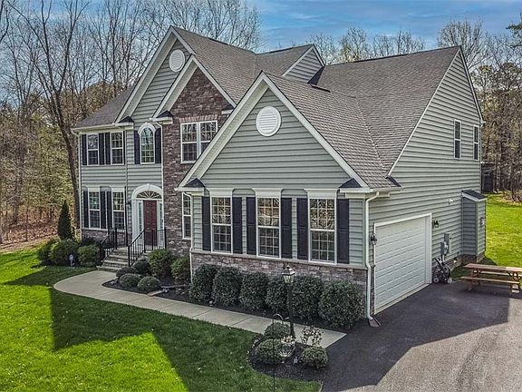 5th image of 8407 Aldera Ln