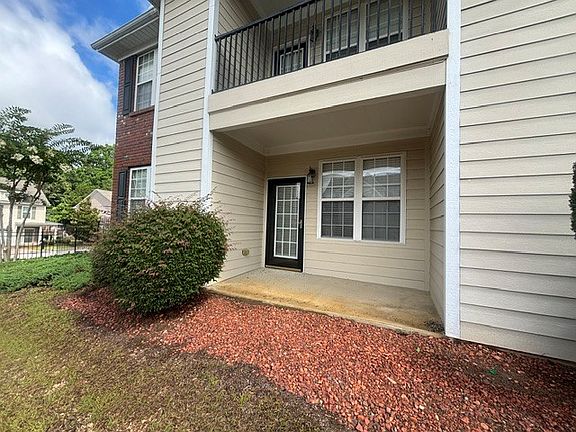 4th image of 3910-104 Bardstown Ct