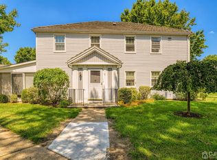 63A Old Nassau Rd, Monroe Township, NJ 08831