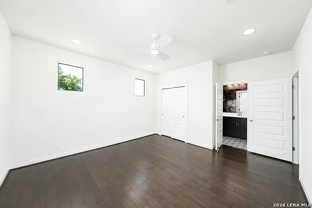 1150 N Olive St — Photo 24