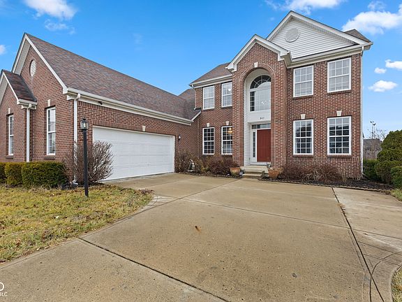 2nd image of 845 Harvest Lake Dr