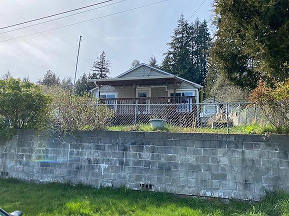 2nd image of 1121 Dorothy Ave NW