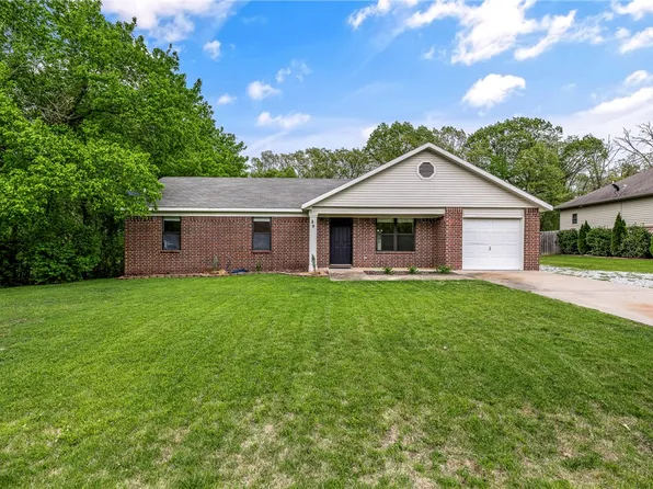 9 Hartlepool Dr, Bella Vista, AR 72715