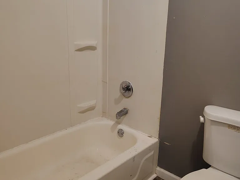5975 Julian Ave #5975 — Photo 1