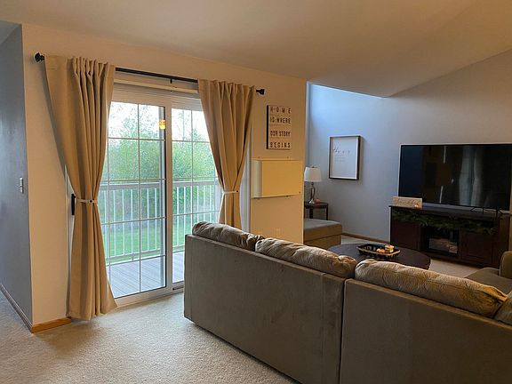 2nd image of 4078 Creekside Ct