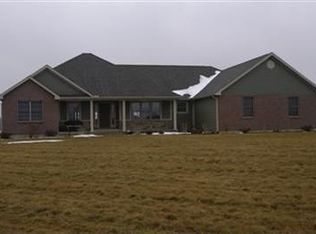 2662 Peebles Rd, Troy, OH 45373