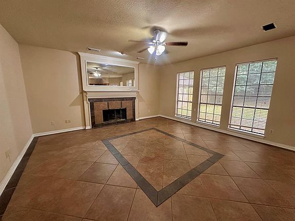 5th image of 3806 Fern River Drive