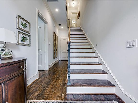 3rd image of 4608 Abbott Ave Unit 103