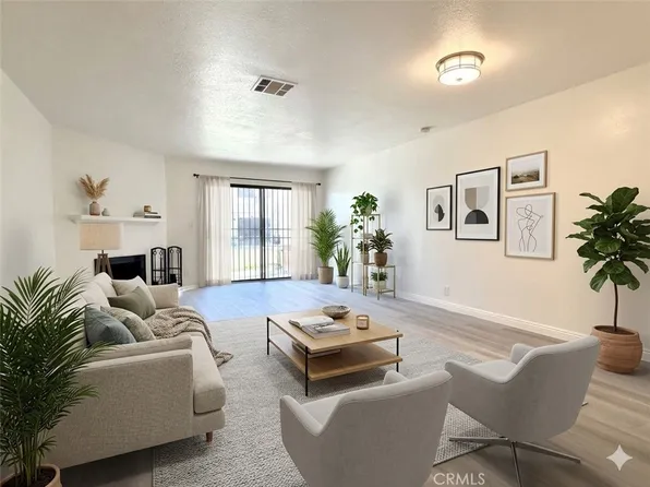 936 Fairway Dr APT 26, Colton, CA 92324