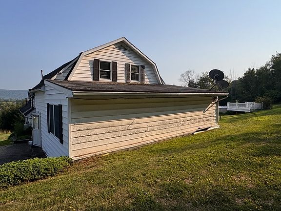 5th image of 211 Veteran Hill Rd