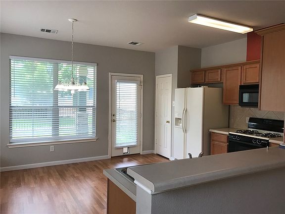 5th image of 1481 E Old Settlers Blvd APT 802