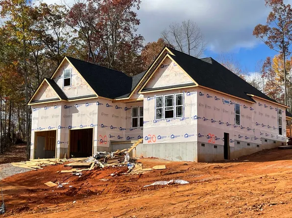 409 Navajo Ct, Marietta, SC 29661