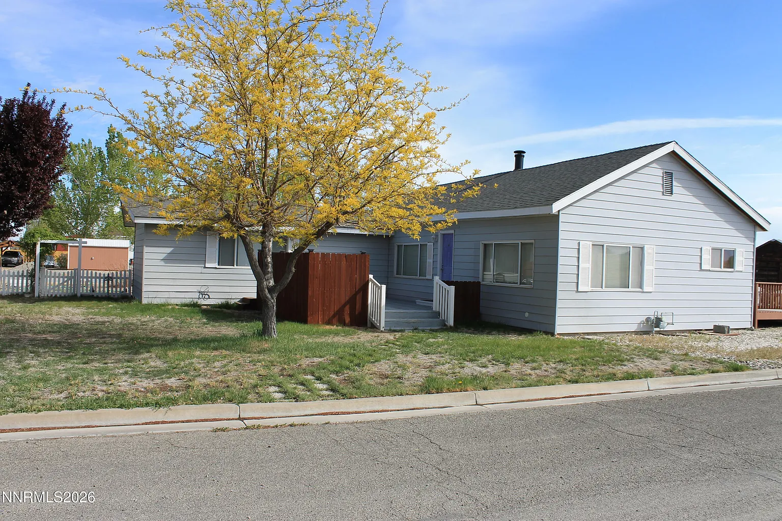 320 Reyes Way photo 1