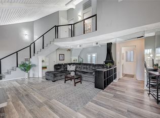 4028 Village Sq, Las Vegas, NV 89121