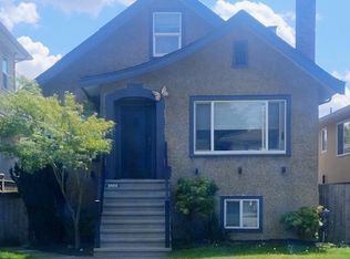 2622 Charles St, Vancouver, BC V5K 3A5