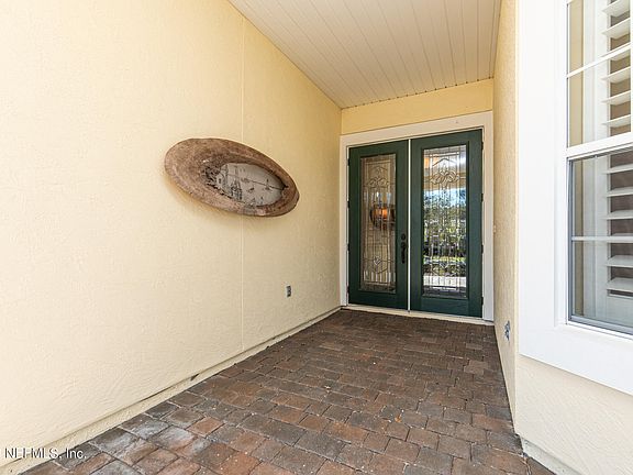 5th image of 1439 CASTLE PINES Circle