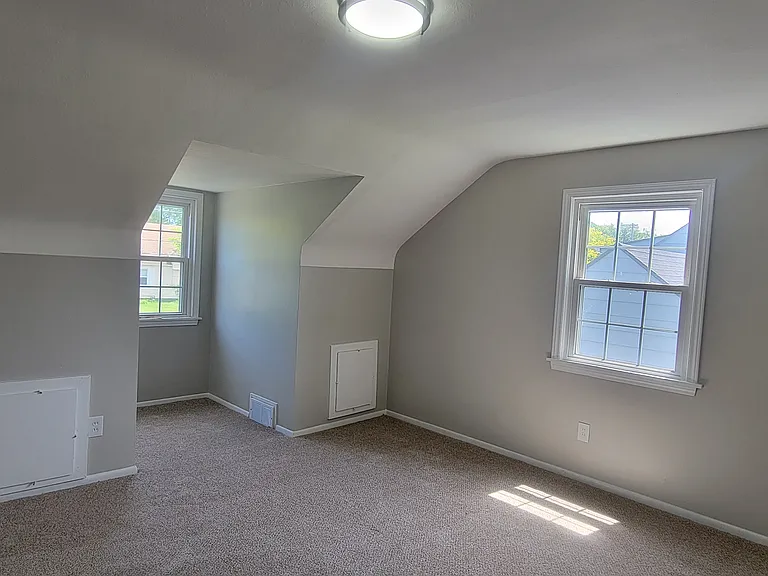 16772 Gerard Ave — Photo 14