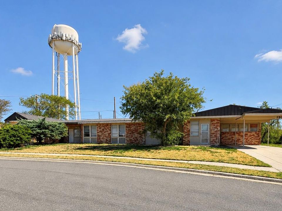 1st image of 2519 Albrook Dr