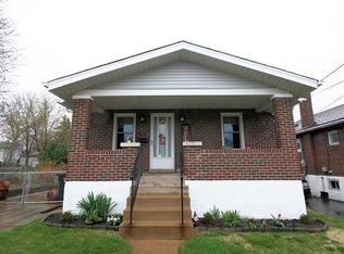 1434 Wachtel Dr, Saint Louis, MO 63125