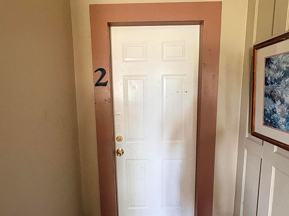 3rd image of 824 S Moffet Ave #1-4