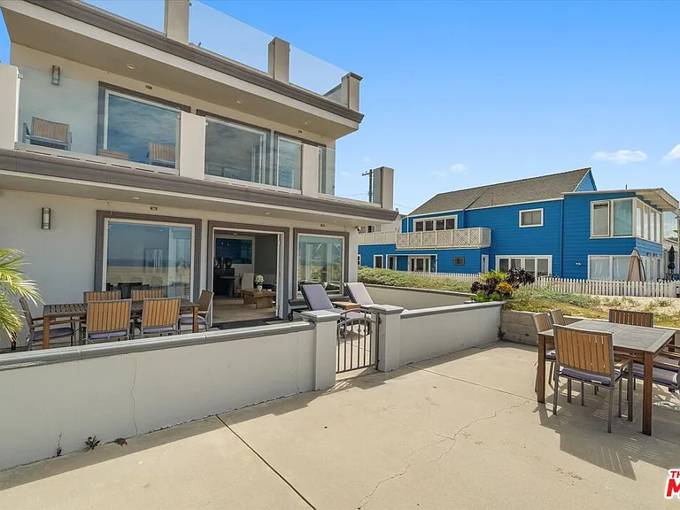 6419 Ocean Front Walk — Photo 42