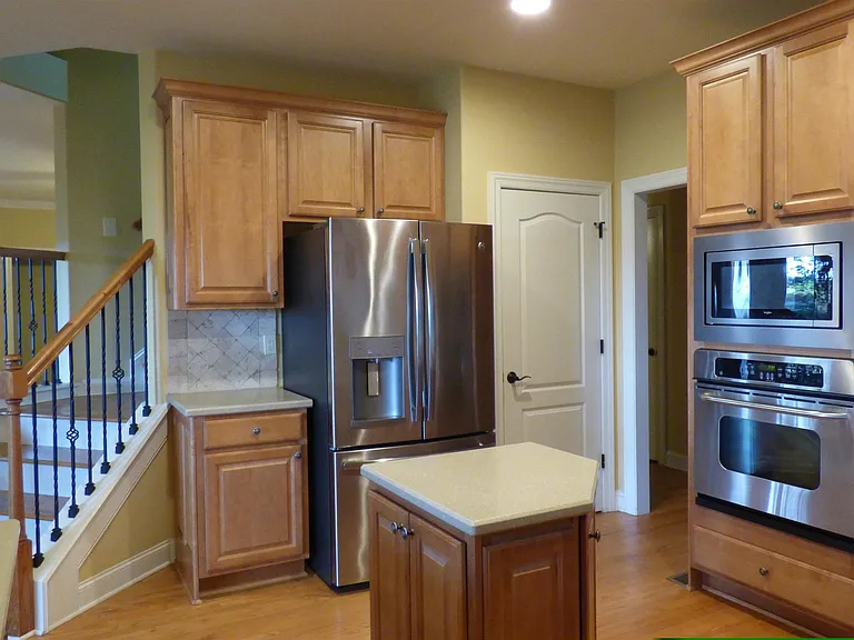 100 Mayfair Ct — Photo 14