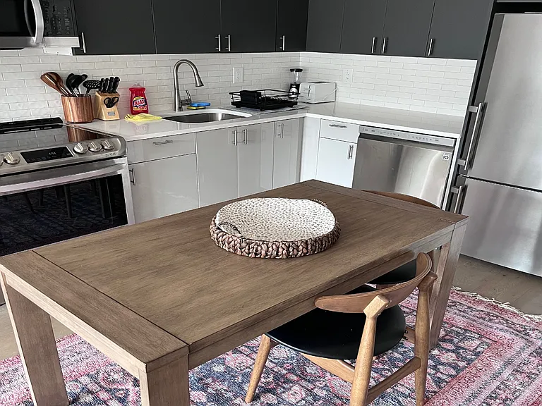1390 Putnam Ave #4R — Photo 7