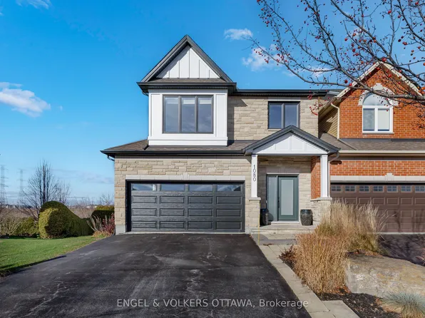 1080 Northgraves Cres, Ottawa, ON K2M 0C6