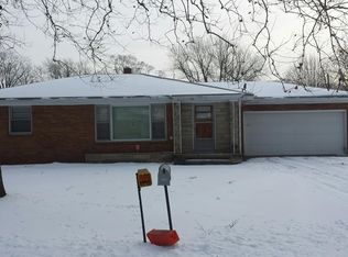 1545 Shawnee Rd, Benton Harbor, MI 49022