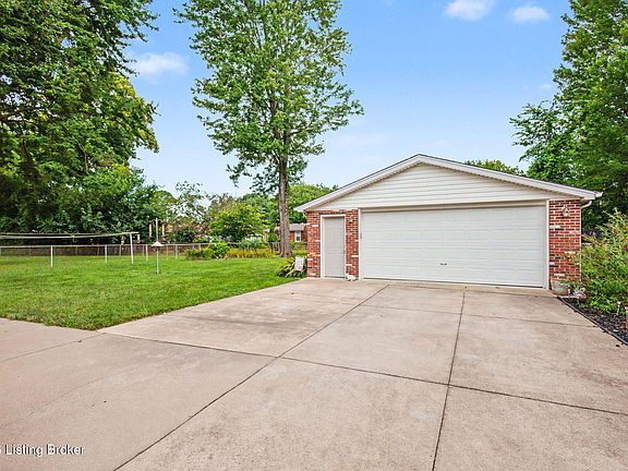 4th image of 8312 Ende Ln