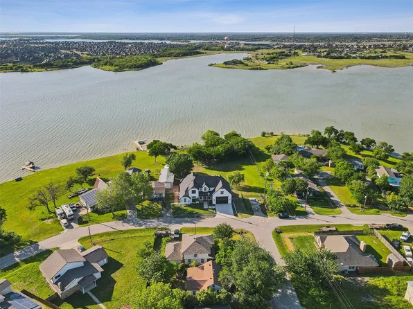 7637 W Shore Dr, The Colony, TX 75056