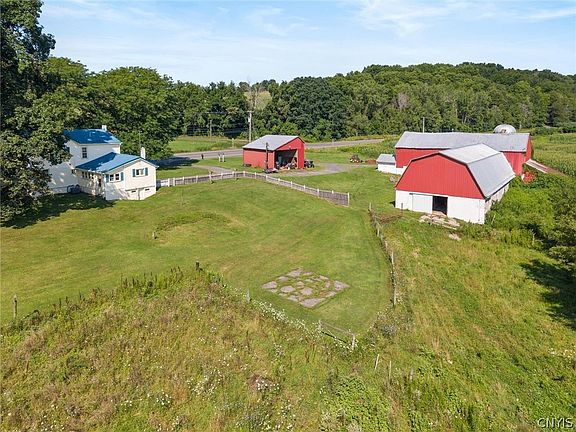 4th image of 10606 State Route 34