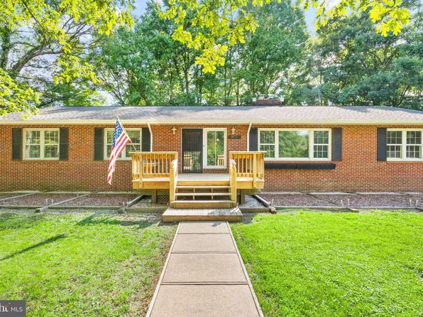 8311 Pohick Rd, Springfield, VA 22153