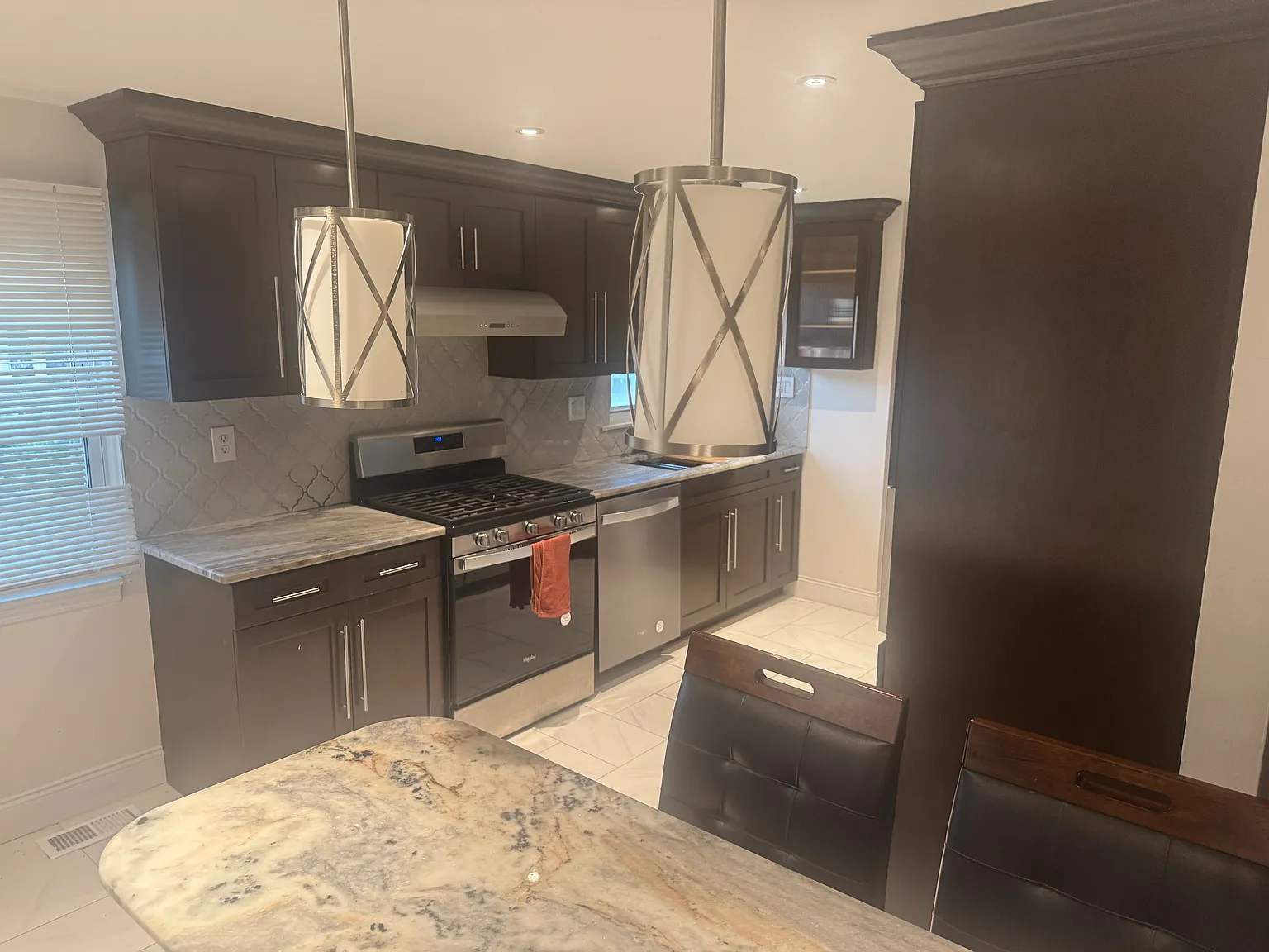 4 bed, 3.5 bath, 1696 sqft, $2,850 — Photo 1