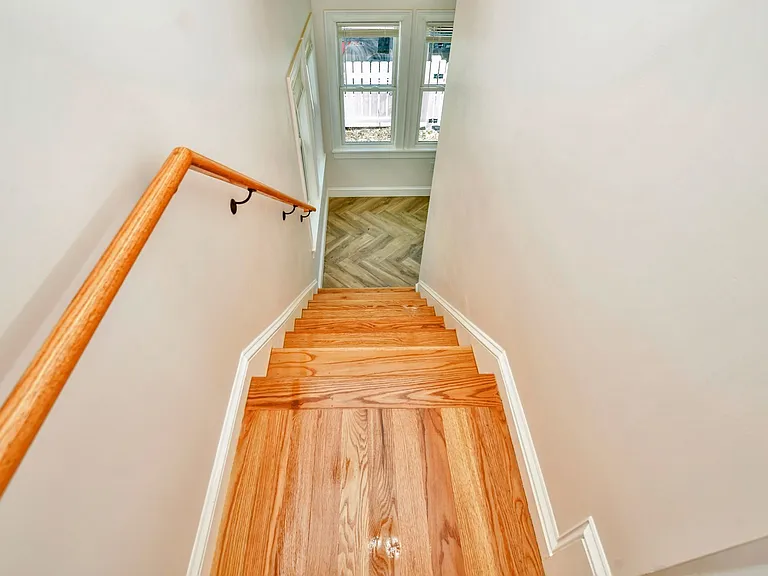 30 Hiawatha Rd #2 — Photo 15