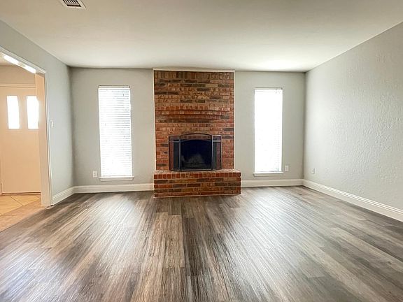 4th image of 2217 Roman Ct