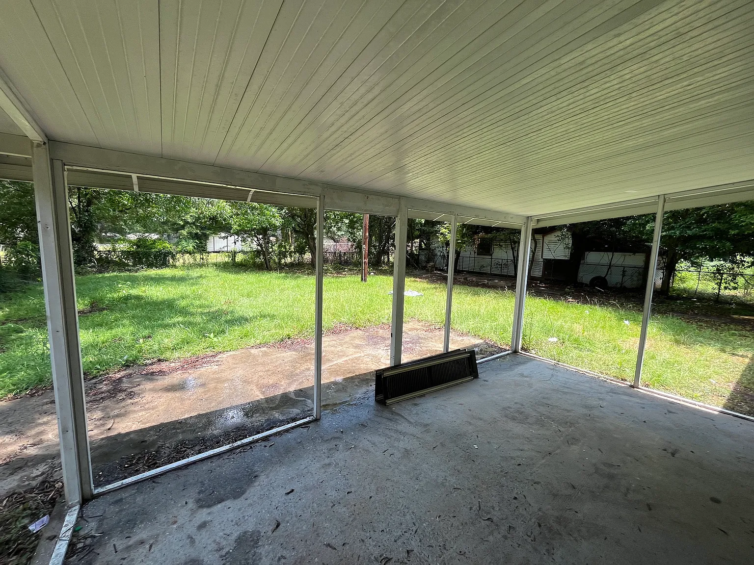 4 bed, 1524 sqft, $1,750 — Photo 2