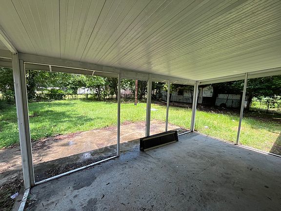 2nd image of 108 Johns Rd