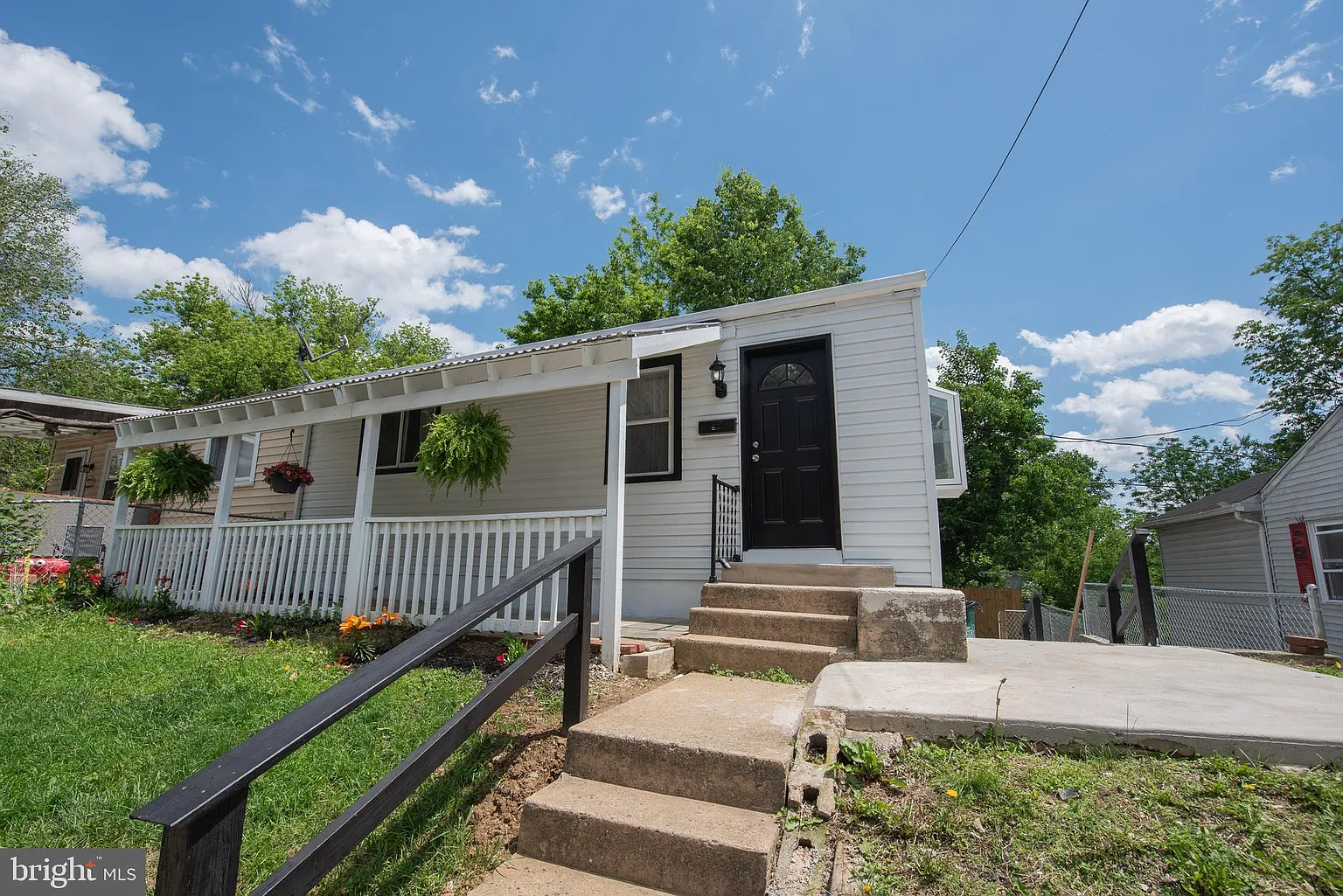 451 Juniata St photo 1