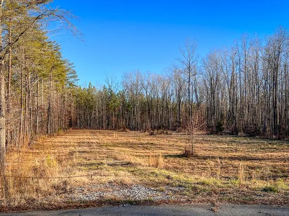 130AC Community Ave, Chase City, VA 23924