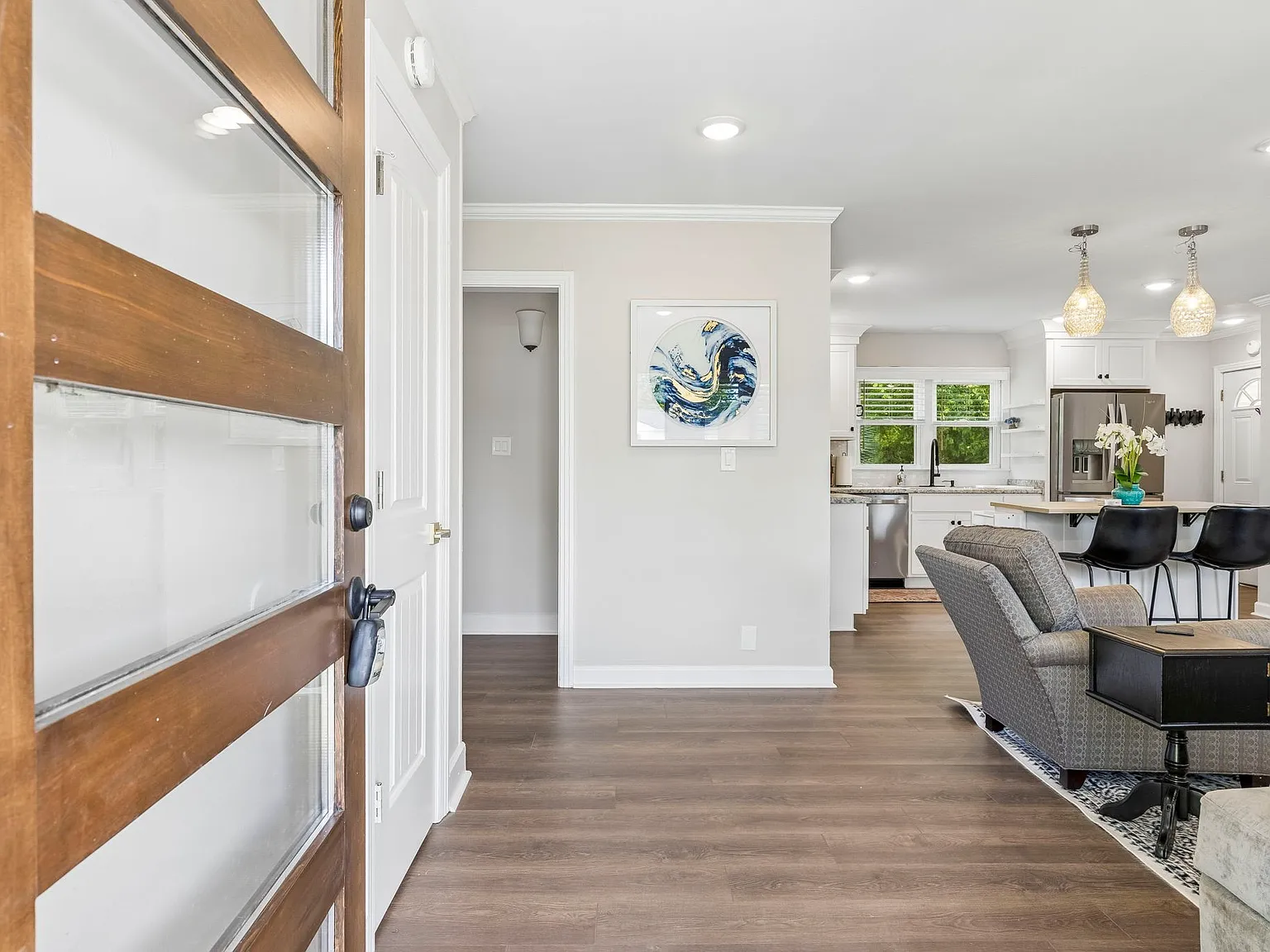 2 bed, 1.0 bath, 840 sqft, $2,500 — Photo 4