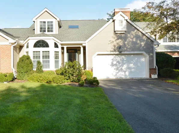 144 Silvermist Court, Little Silver, NJ 07739