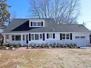 28 Albert Pl, Huntington, NY 11743