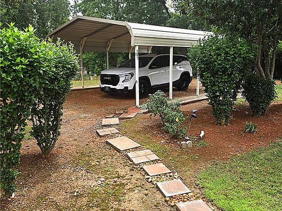 4th image of 1699 Hawkins Rd