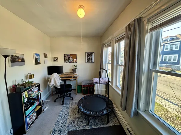 21 Bonner Ave, Medford, MA 02155