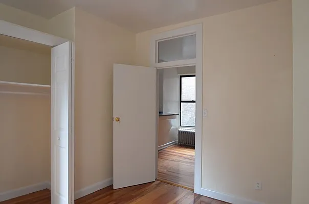 Rented by CITY SKYLINE REALTY INC | media 5