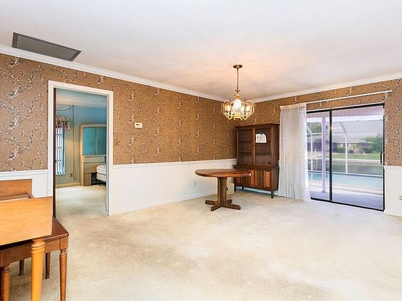 5th image of 247 Divinci Dr