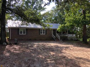 890 Dripping Rock Rd, Molena, GA 30258